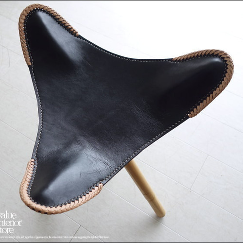チークレザースツールTriangle/BK イス 総無垢 ハンドメイド チークレザースツールTriangle/BK イス 総無垢 ハンドメイド