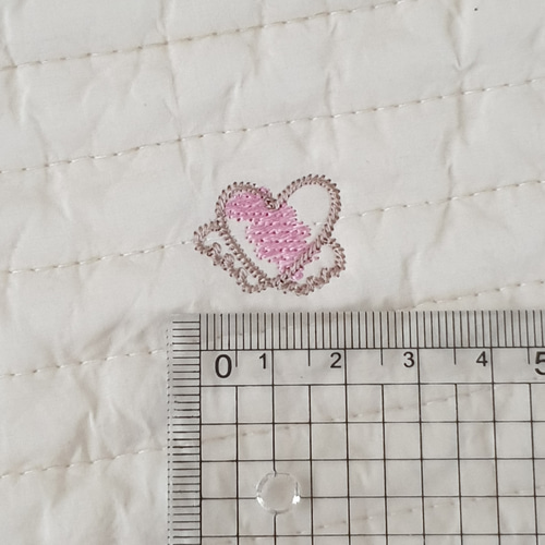韓国　生地　りぼん　刺繍生地　キルティング　ヌビ　キルト　レッスンバッグ 楽天市場】□【刺繍生地で登場】バッグなどにおすすめ！今話題の