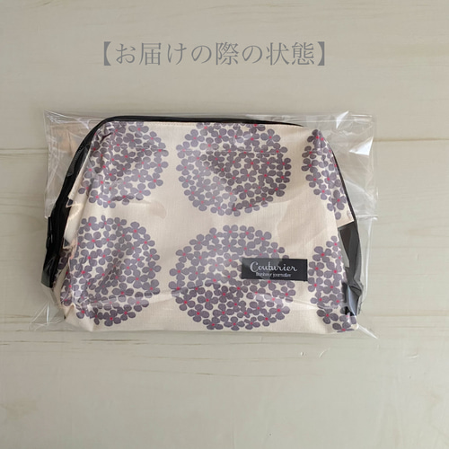 floow♡ハローベイビーワイヤーポーチお問い合わせ用 ハローキティ】刺繍フェイスラメポーチ（ポーチ） | grove
