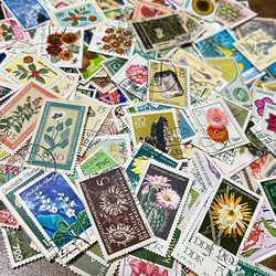 世界の切手~自然・植物~30枚☆使用済み切手・海外切手 3枚目の画像