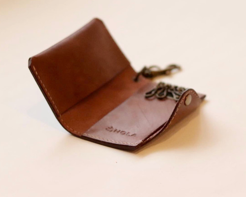 カードも入るキーケース 4連プラス1 イタリアンレザー ブラウン キー