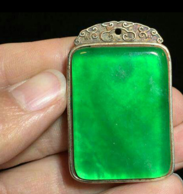 天然翡翠のペンダント、乾隆年間の骨董品、コレクション、宝石の