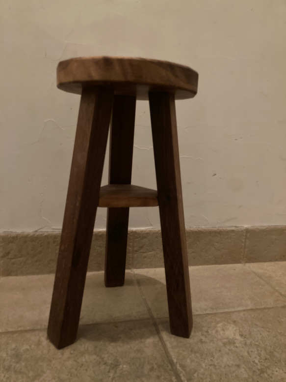 ブラックウォールナット材で手作りしたスツール ハンドメイド！アメリカンブラックウォールナットのスツール 椅子