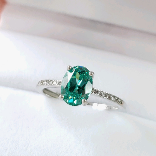 最高級のブルーグリーン パライバトルマリン 一文字リング 8x6mm 他