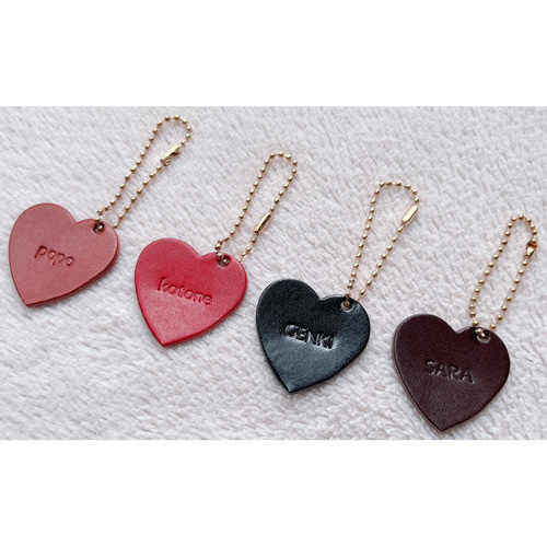 栃木レザー＊打刻印 ハートキーホルダー 革 席札 プチギフト 名入れ