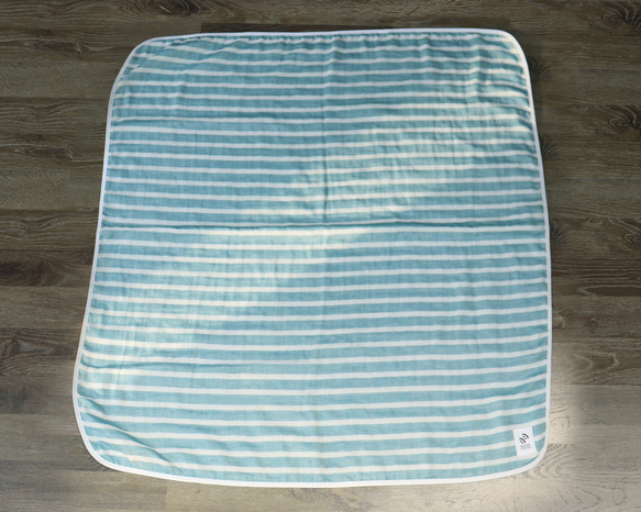 手仕事から生まれたfeather cotton®のガーゼブランケット / weekday02 blue 2枚目の画像