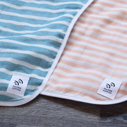 手仕事から生まれたfeather cotton®のガーゼブランケット / weekday02 blue 10枚目の画像