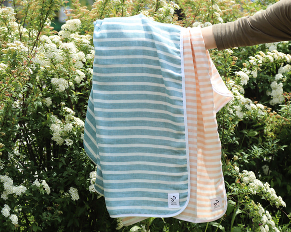 手仕事から生まれたfeather cotton®のガーゼブランケット / weekday02 blue 8枚目の画像