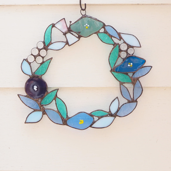 初夏にピッタリ☆ステンドグラスのお花のリース 1枚目の画像