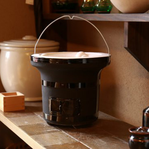 焼き餅焼こう♪【愛知県碧南産】三河焼・亀島さんご夫婦のつくるレトロ