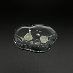 《听海(海を聴く)》玉　天然石　透明感　ギフト　中国風　アジアン　チャイナ　チャイナ風アクセサリー　シルバー　揺れる 1枚目の画像