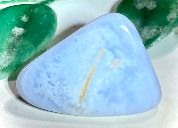 【究極の癒し石】ブルーレースアゲート　タンブル　原石 2枚目の画像