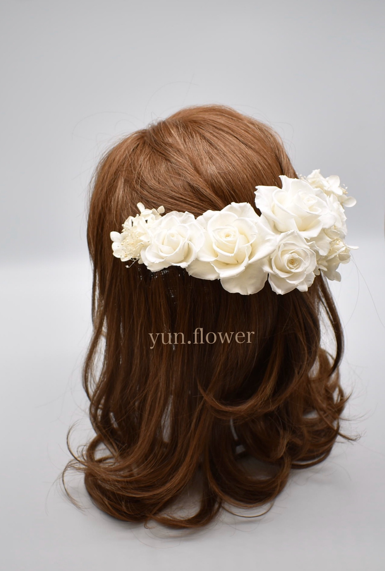 《プリザーブドフラワー》白の清楚なヘッドドレス