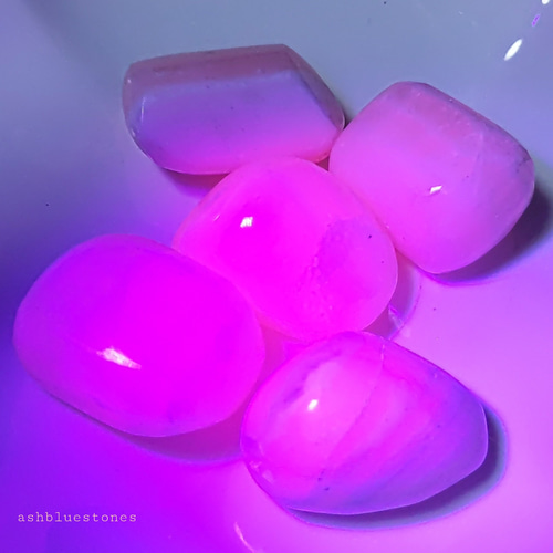 ペルー産ピンクマンガンカルサイト タンブル 幅約30mm前後 20g台