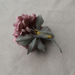 【布花】紫陽花のコサージュ（ヴィンテージピンク）/一点物 6枚目の画像