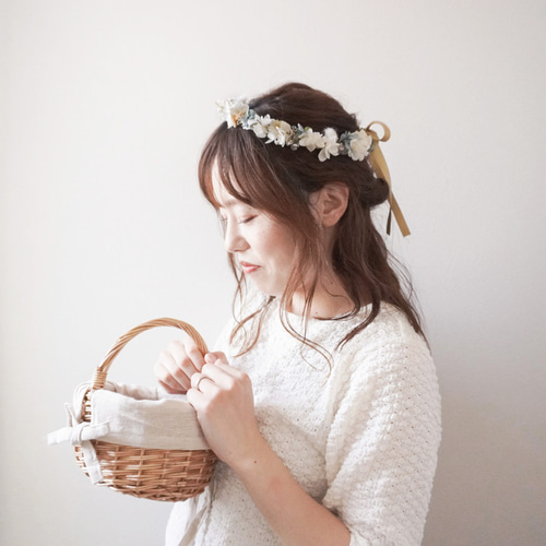 大人サイズ】 晴れやかで優しいブルーの花かんむり