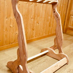 【24時間以内に発送】手作り木工　木製ギタースタンド （チーク） ５本掛け 12枚目の画像