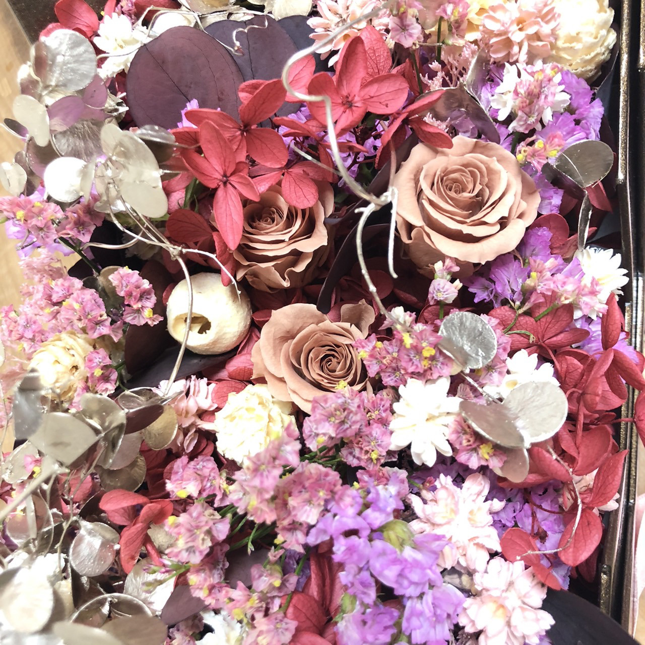 【持ち運べてそのまま飾れるフラワーボックス】Kikko 枯れないフラワーボックス（Eternal）