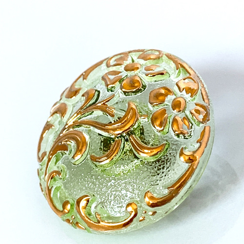 チェコガラスボタン 2輪の花 薄黄緑色/ゴールド 23mm ボタン kopec