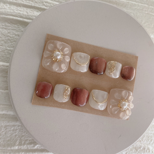 【フットネイル】ふわふわニュアンス フットネイルチップ フットネイル ニュアンス 奥行き 夏 ミラー p110 - Ruru nail