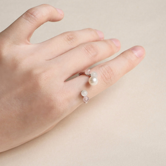 Akoya 珍珠乳白色千層酥 5 滴戒指 開口戒指均碼 第6張的照片