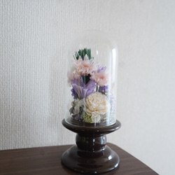 funeral flower/お供え　モダン仏花　ガラスドーム・プリザーブドフラワー 1枚目の画像
