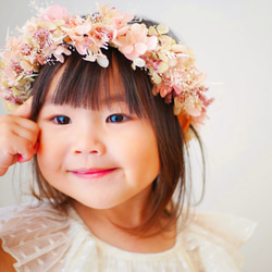 ［Baby&Kids］花かんむり　誕生日　女の子　ドライフラワー　ベビークラウン　髪飾り　ヘアアクセ 1枚目の画像