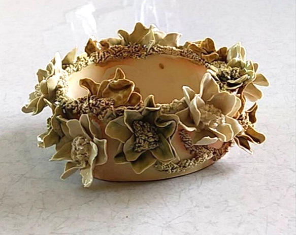 陶のアースカラーのオブジェ【小さな花冠 ～Small flower crown ～】 8枚目の画像
