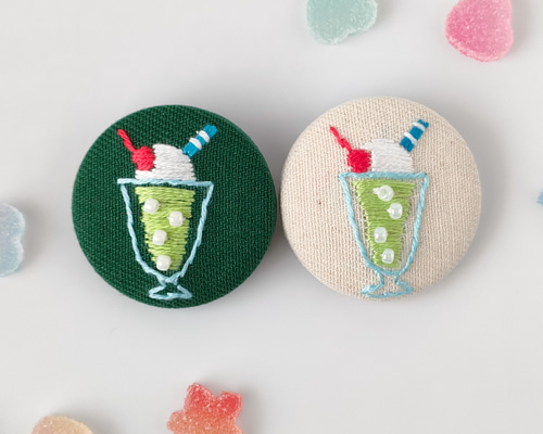 受注制作】クリームソーダ刺繍ミニヘアゴムor刺繍ブローチ 昭和