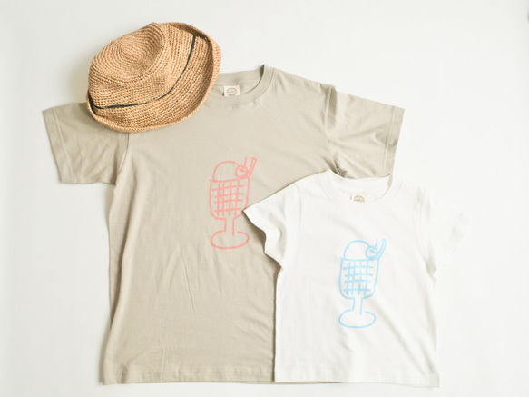 夏を楽しむTシャツ　クリームソーダ　シルクスクリーン印刷 6枚目の画像