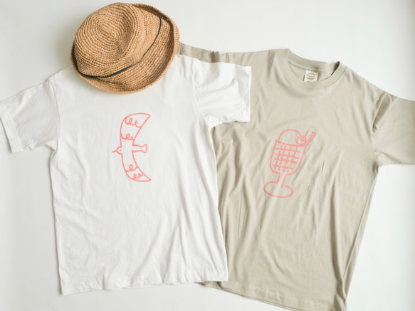 夏を楽しむTシャツ　クリームソーダ　シルクスクリーン印刷 8枚目の画像