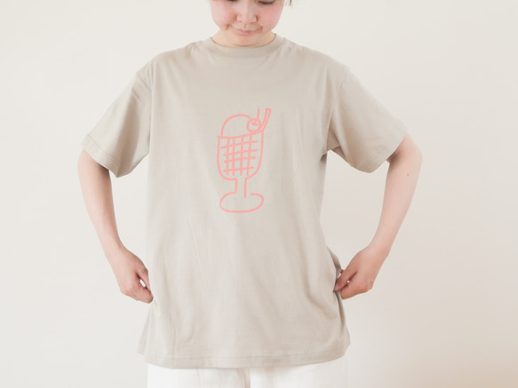 夏を楽しむTシャツ　クリームソーダ　シルクスクリーン印刷 3枚目の画像