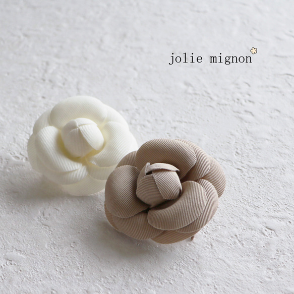 色々なシーンで使える◎】 オリジナル カメリアコサージュ【ベージュ