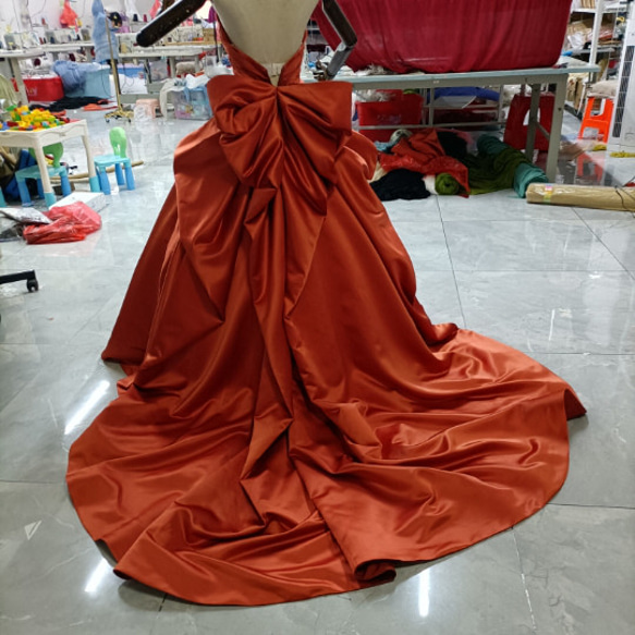 高品質！カラードレス パーティードレス テラコッタ Vバック 美しいバックリボン /結婚式/披露宴 パーティードレス ドレス