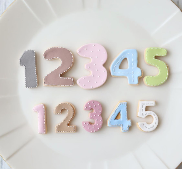 ナチュラルいちごミニクレイケーキ2☆1歳誕生日ケーキ　誕生日ケーキ　記念日　自宅撮影　1歳以外でも承ってます♪ 9枚目の画像