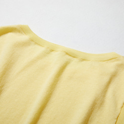 為成年人的日常生活增添色彩的「才華橫溢」無袖針織上衣，100%純棉，亮黃色 220505-4 第10張的照片