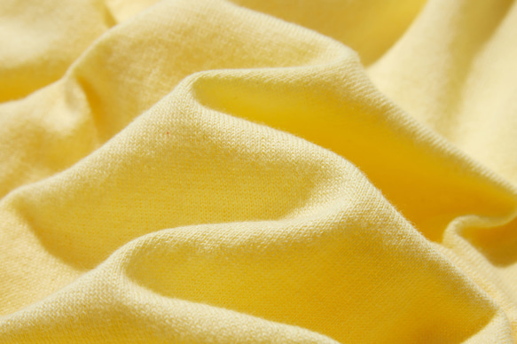 為成年人的日常生活增添色彩的「才華橫溢」無袖針織上衣，100%純棉，亮黃色 220505-4 第7張的照片