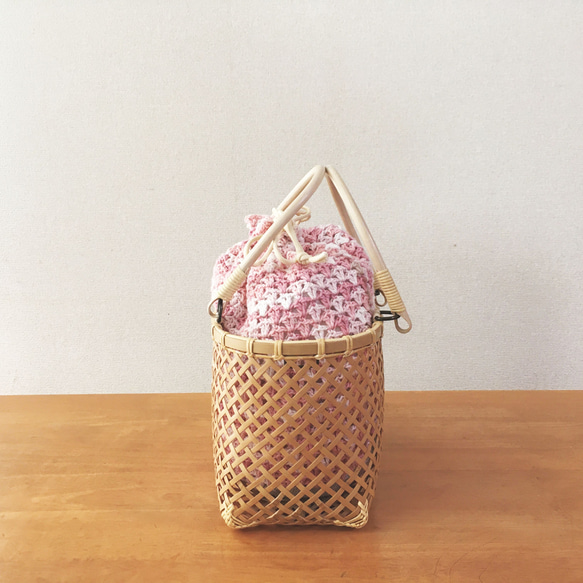 【限定販売】手編み赤巾着　きせかえ竹かごバッグ 3枚目の画像