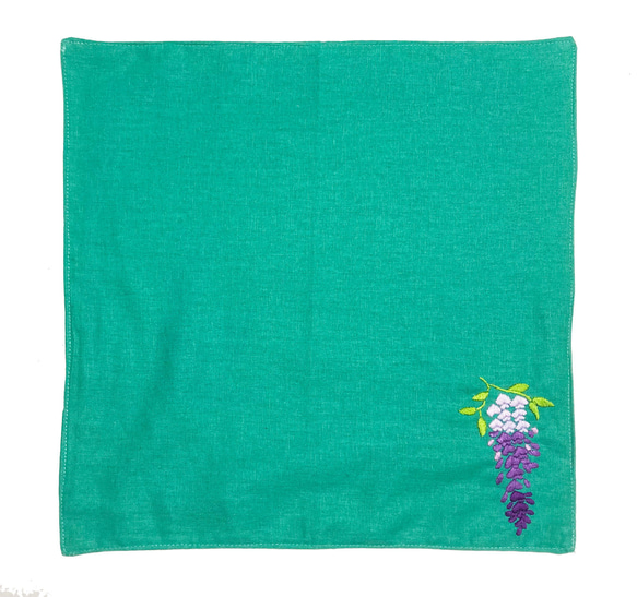 リネン手刺繍ハンカチ「ふじ（藤）」30cm×30cm　「緑」 5枚目の画像