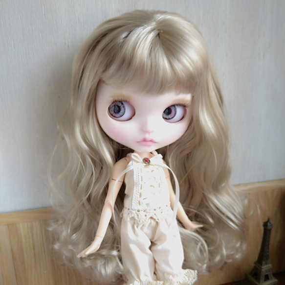 665.※単品※生成りの編み上げリボンキャミソール・赤のクリスタルガラス 