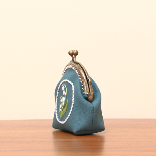 すずらん がま口ポーチ 手刺繍 がま口 Himirolis 通販 13927734