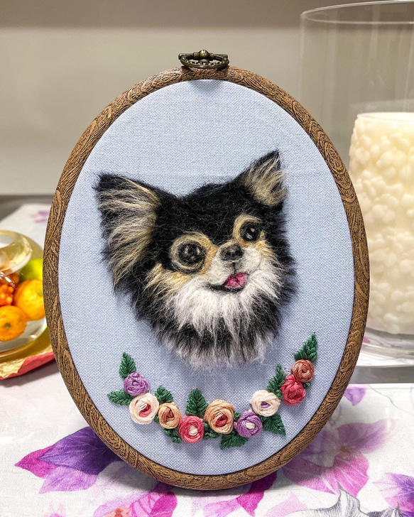 羊毛フェルト　犬　チワワ　刺繍　ハンドメイド 2枚目の画像