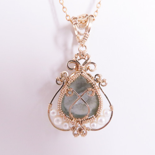 モスアクアマリンのワイヤー爪留めゴージャスペンダントトップopb14kgf