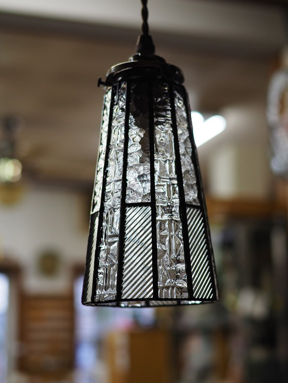 「ペンダントライト　クリア」　天井照明　吊り下げランプ　ステンドグラスランプ　ペンダントランプ 2枚目の画像
