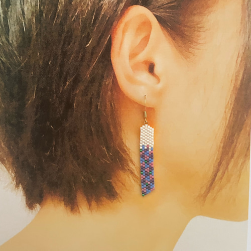 デリカビーズピアス/イヤリング vertical(紫陽花) ピアス
