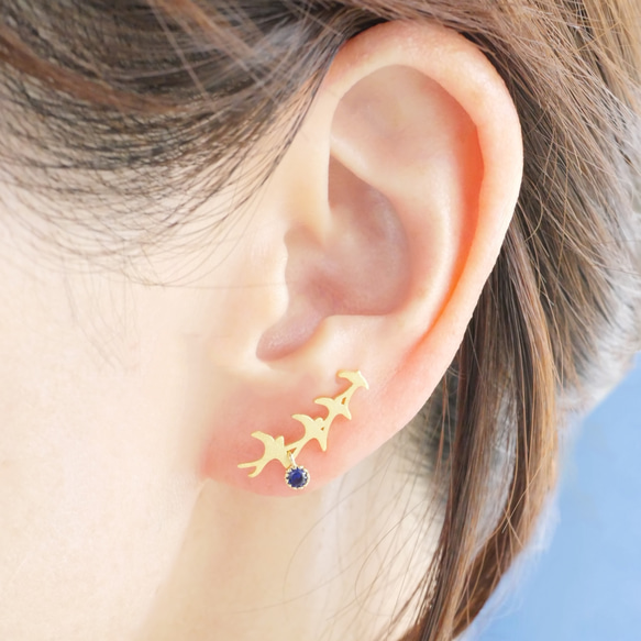 誕生石で選ぶ 私だけのツバメ ピアス・イヤリング  ゴールド 1枚目の画像