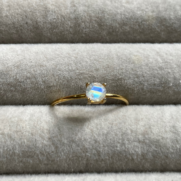 rainbow moon stone …ring 3枚目の画像
