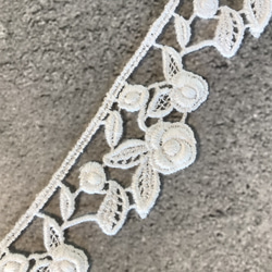2m コットンケミカルレース 巻きバラ柄 モチーフ 日本製 lace-No,130 2枚目の画像