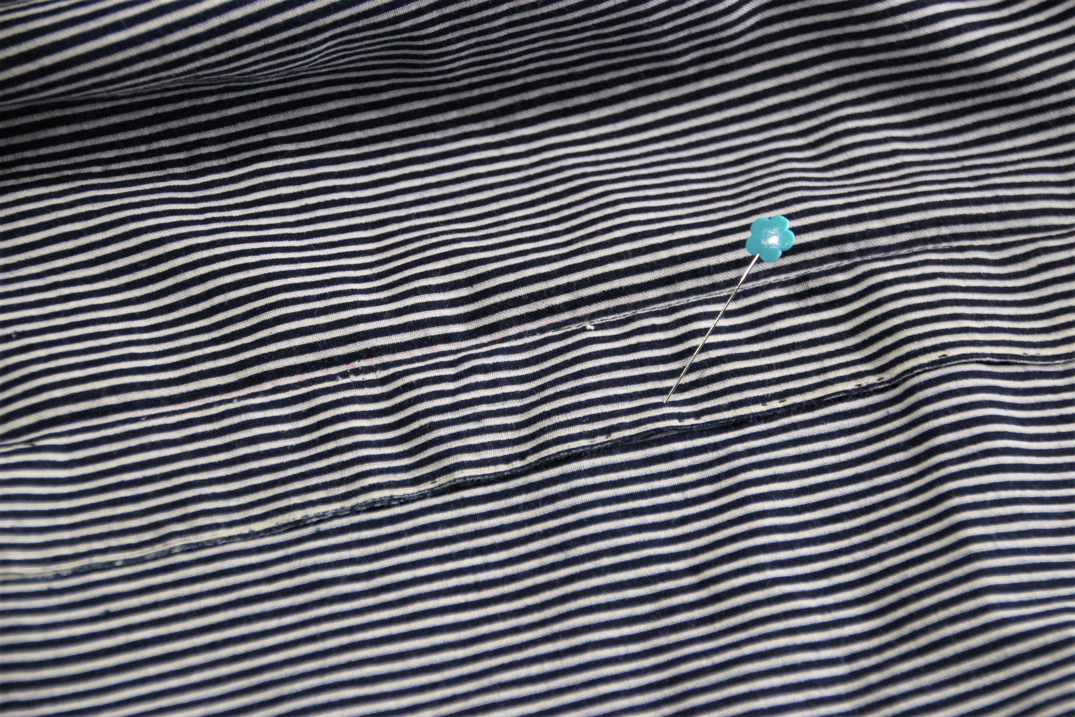 藍染浴衣　濃紺×グレー　さっぱりした細いストライプが粋　小柄さん向け　お袖ロング　裄66ｃｍ　木綿