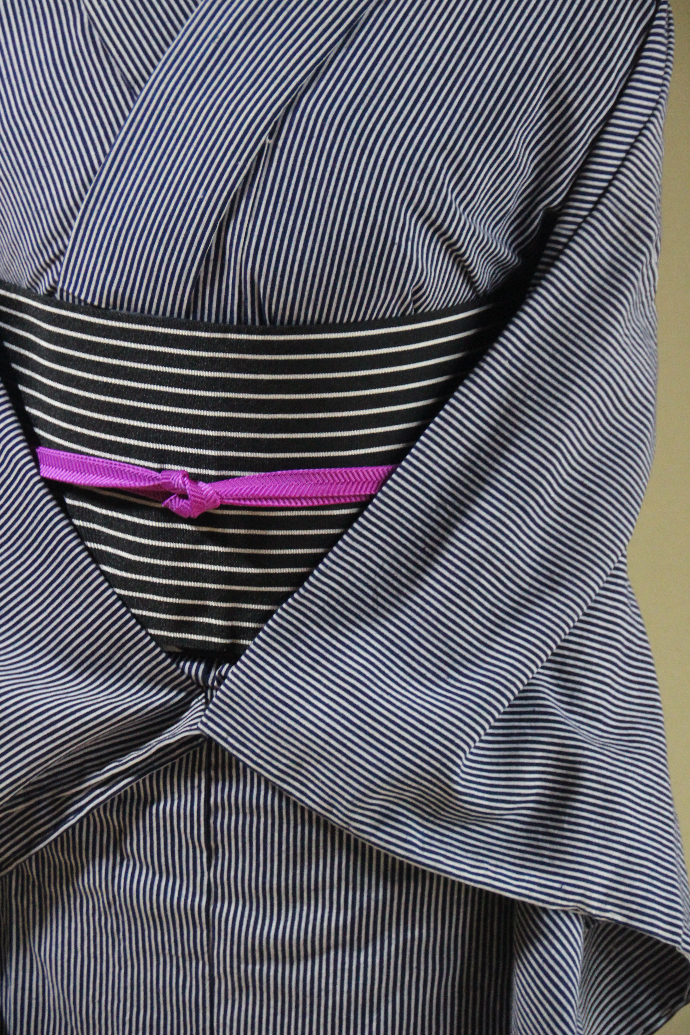 藍染浴衣　濃紺×グレー　さっぱりした細いストライプが粋　小柄さん向け　お袖ロング　裄66ｃｍ　木綿